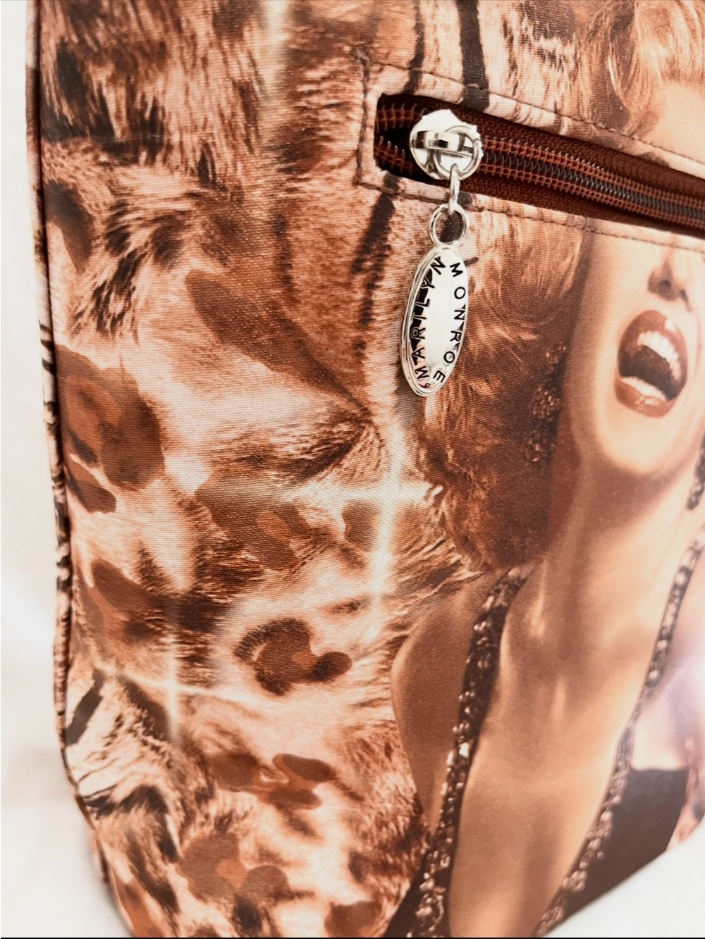 Marilyn Monroe RARE Vintage Y2K Rhinestone Embellished Shoulder/Handbag NWOT - Picture 4 of 7